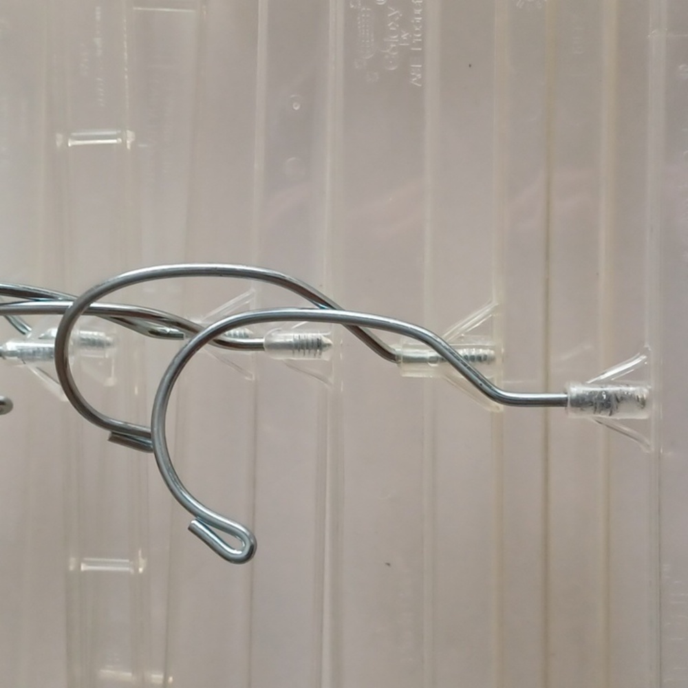 10 clear skirt, shorts, or pant hangers - Picture 2 of 5